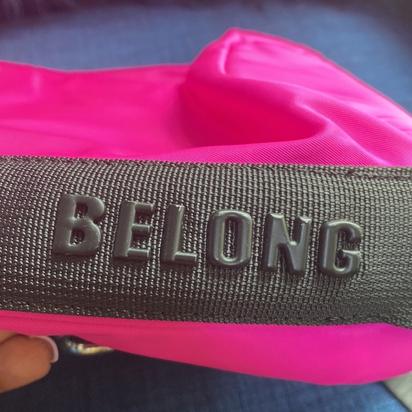 Cross backpack - Picture 3 of 3